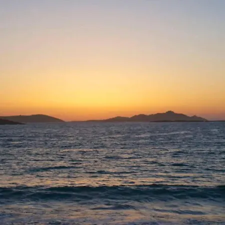 Refreshing Bright Near The Villa