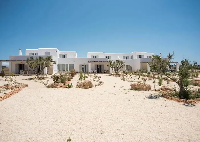 Refreshing Bright Near The Villa Livadia (Paros)